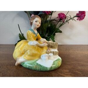 Royal Doulton Picnic HN2308 Bone China Figurine Girl Tea Set England Vintage